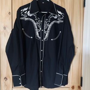 NWT men’s size Large black and white western style button down